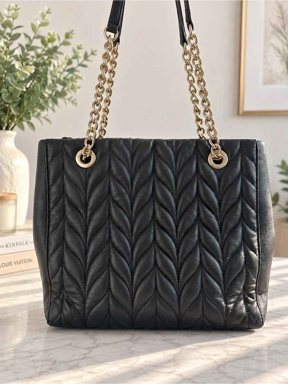 Kate Spade Briar Lane Quilted Willis Tote Bag in Black (Style Number: WKRU5763